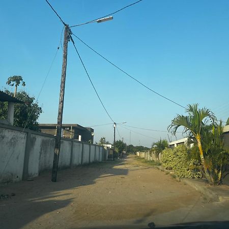 Casa De Boa Vida Bed & Breakfast Matola Exterior photo